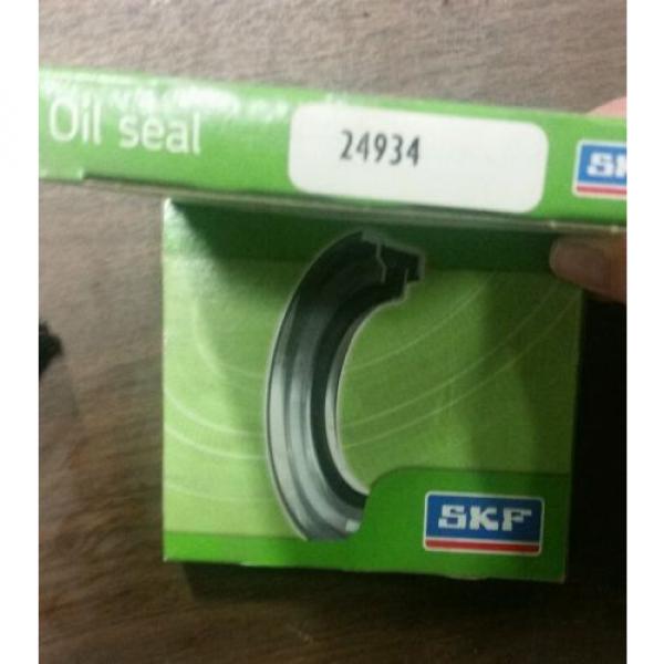  24934 Oil Seal New Grease Seal CR Seal #1 image