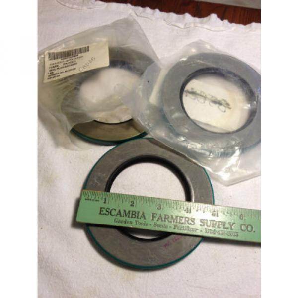 QTY 3 CR 31333, 2CK31, OIL/GREASE SEAL, 5330-01-204-5486 #1 image